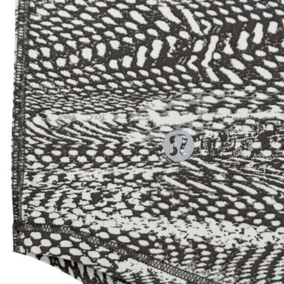 Lululemon For The Run Short Sleeve Swerve Vapor Metal Grey Size 8 - Picture 8 of 8